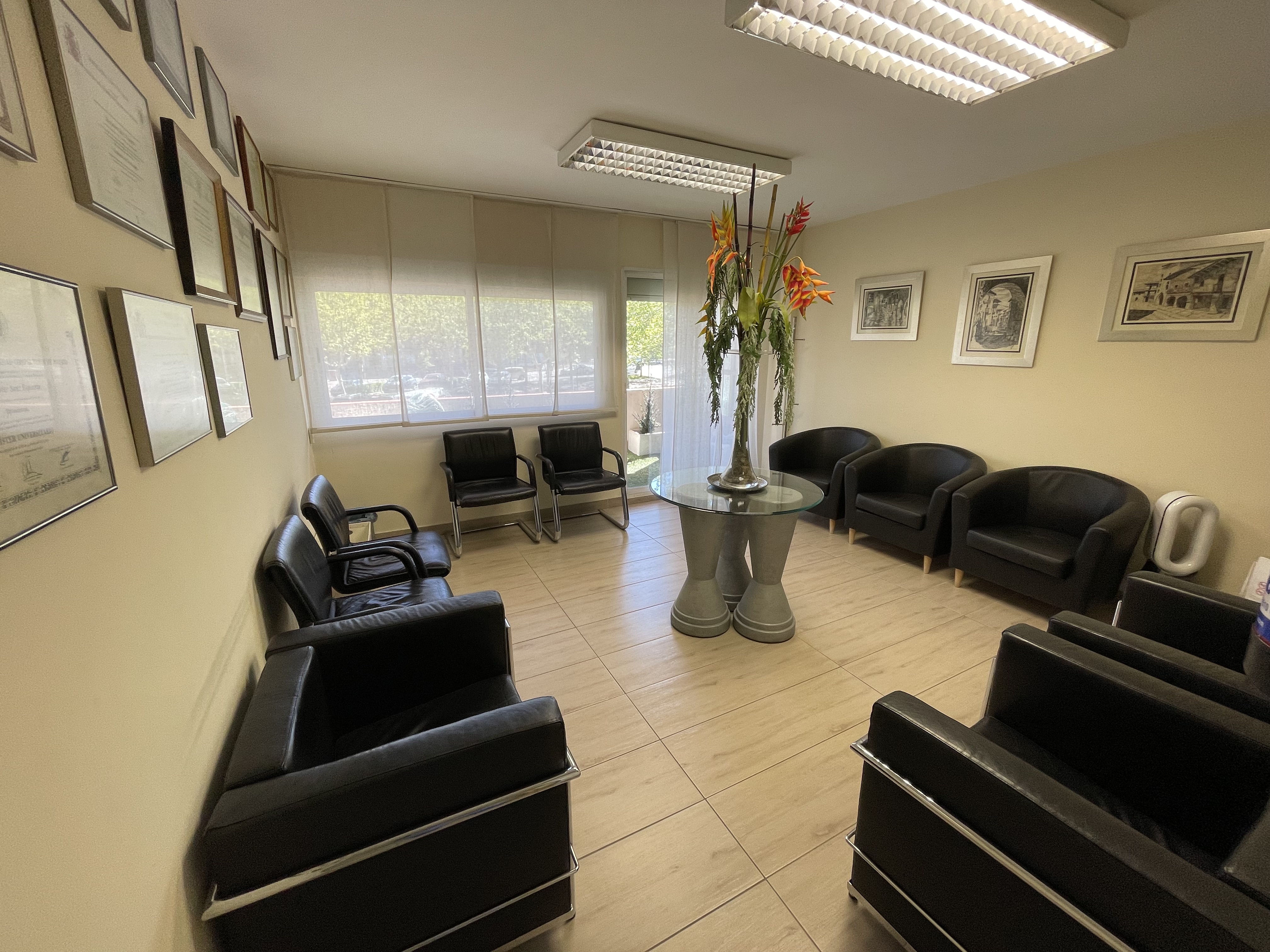 Recepción de la clínica Sanz Esporrín